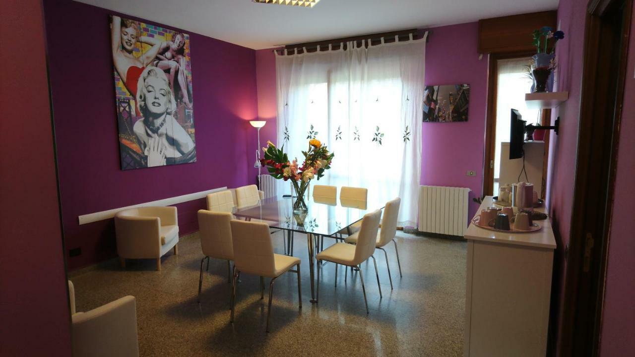 L'Isola Di Romy Hotel Milano Eksteriør billede